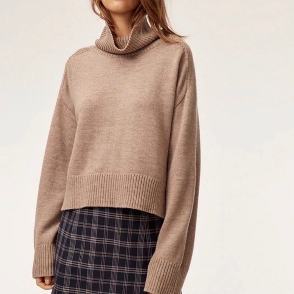 Aritzia Babaton Titus Merino Wool Turtleneck Beige Sweater Large
